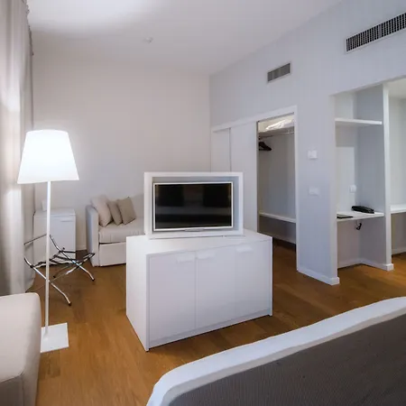 De La 4* Riccione