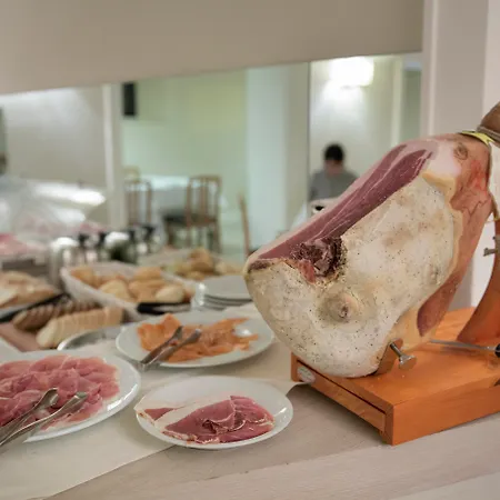 德拉威乐酒店 酒店