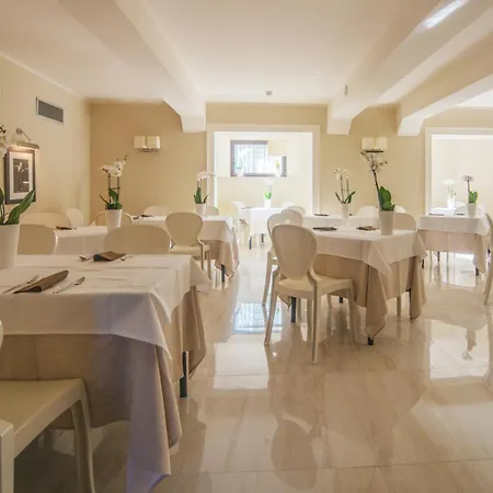 De La 4* Riccione