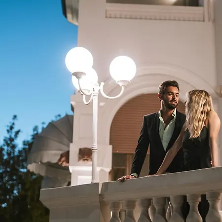 De La Ξενοδοχείο