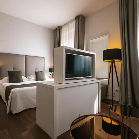 De La Hotel