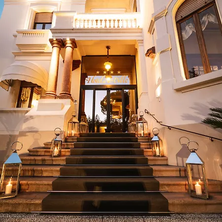 De La Otel 4*