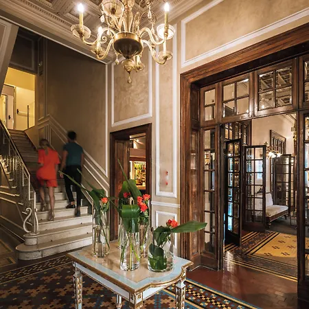 Hotel De La