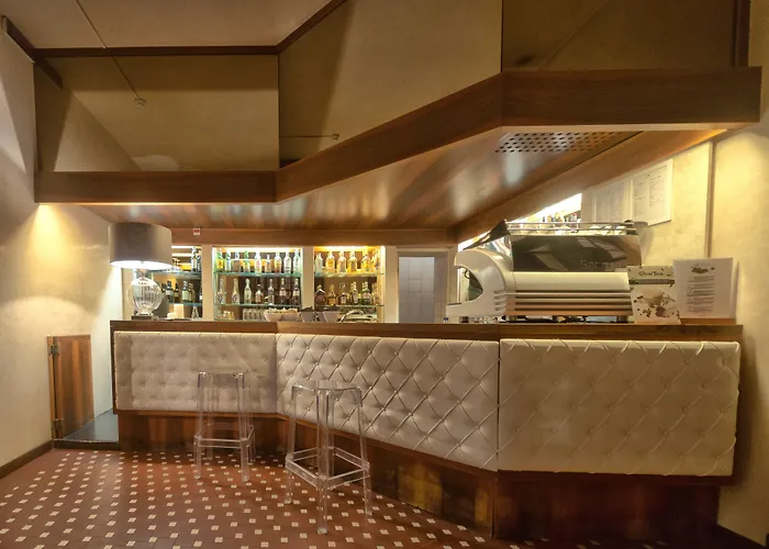 德拉威乐酒店 4*